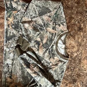 Camo top from buckle